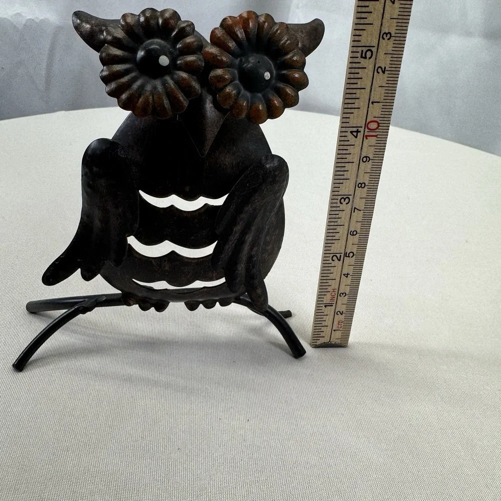 Pier 1 Primitive Picture HoldersRustic Brown Owl Shaped Photo Holder Clip